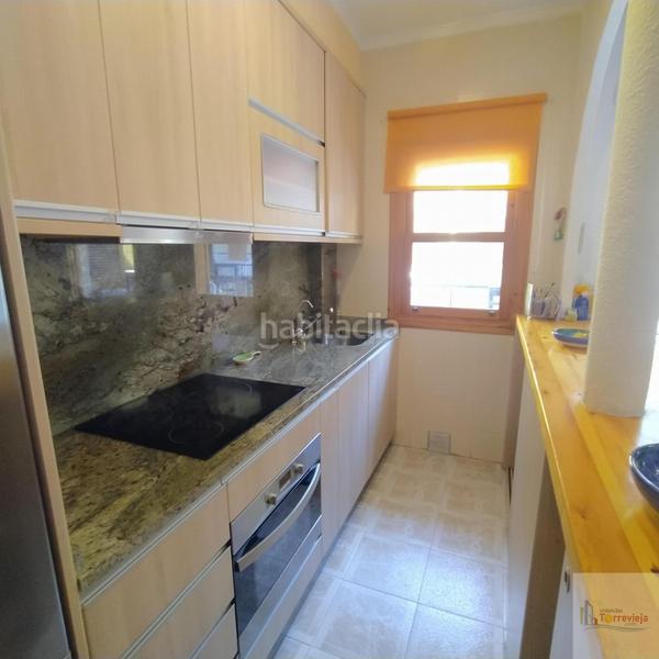 Foto 17c0ea9e-88f0-49c3-b128-91b3773ec0c0. Zweistöckige wohnung in av. de holanda in Los Europeos Torrevieja