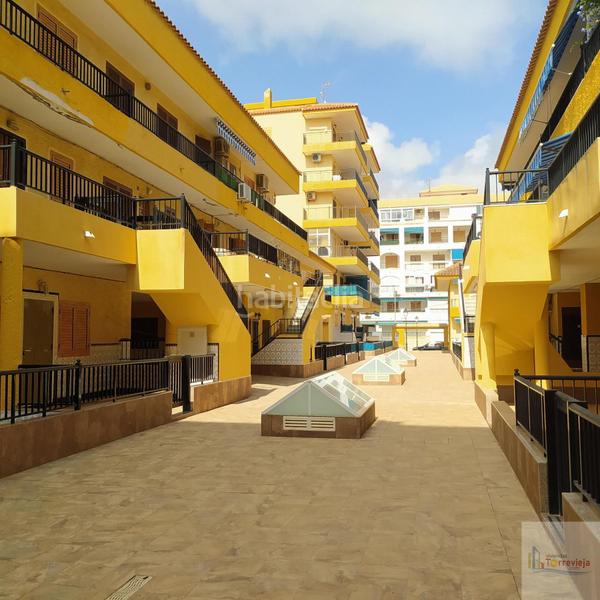 Foto 7f24dbab-d9e0-44c4-a1f7-524258842160. Zweistöckige wohnung in av. de holanda in Los Europeos Torrevieja