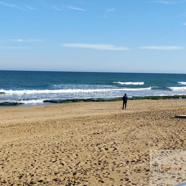 Foto e89b7e81-efe2-4bc2-a4f9-cca560db34a1. Zweistöckige wohnung in av. de holanda in Los Europeos Torrevieja