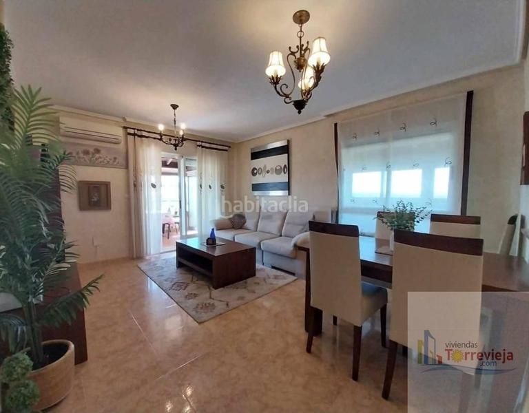 Foto 5e748b87-5c9a-4e36-bb84-b5b51157421b. Àtic amb aparcament a Gaspar Perelló Torrevieja