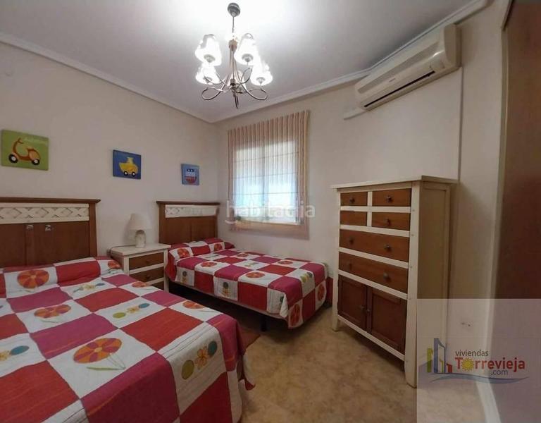 Foto 675300bc-91f8-436f-8015-14b21e3cc1cd. Àtic amb aparcament a Gaspar Perelló Torrevieja