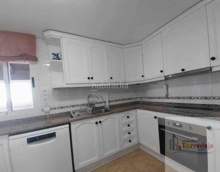 Foto b5583796-2b71-404e-872c-62f7e653bbc5. Àtic amb aparcament a Gaspar Perelló Torrevieja