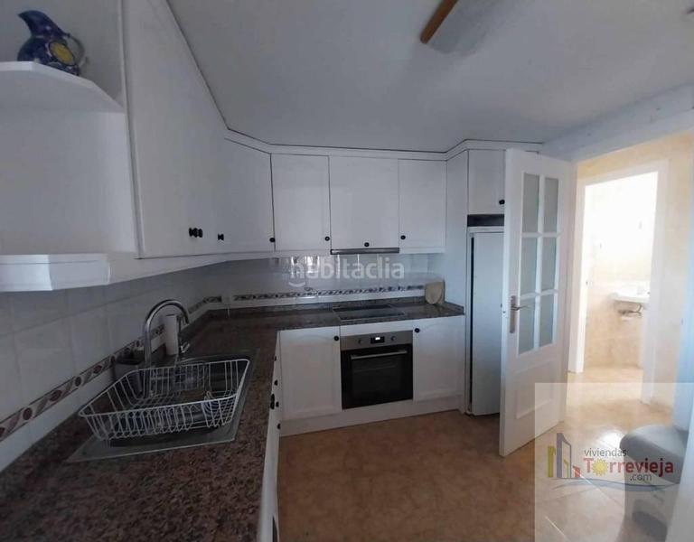 Foto f43170c7-55c8-4435-bc28-416ddee9c448. Àtic amb aparcament a Gaspar Perelló Torrevieja