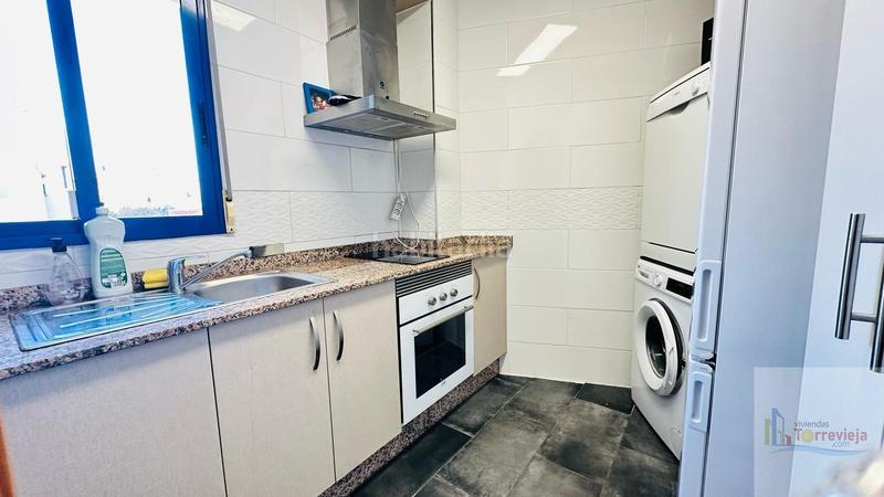 Foto 360c2b0c-b162-41c1-a120-6b159d6e7480. Piccolo appartamento in Zona Playa de los Locos Torrevieja