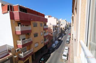 Apartamento en Antonio Machado. Torreviejaapartamento