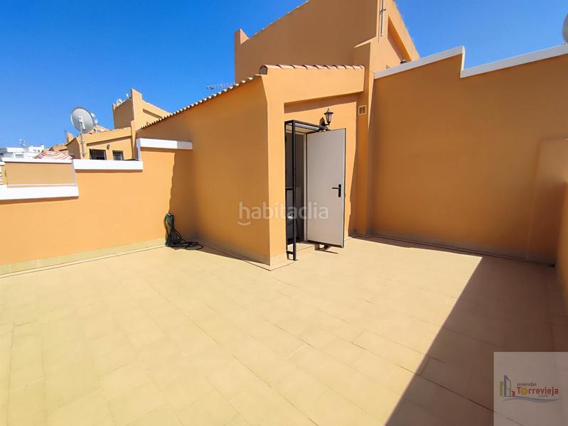 Foto 0fc77d49-c5c0-4ba1-8b30-355e92f0e3f4. Chalet mit pool in La Florida Orihuela