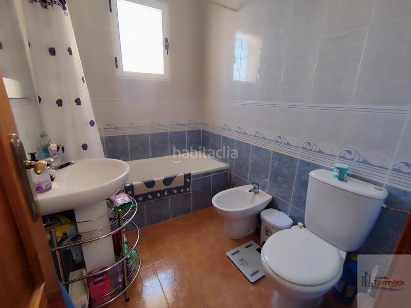 Foto 3a07b1e0-97ac-4a40-936f-8575a99843d9. Chalet mit pool in La Florida Orihuela