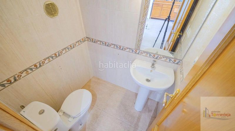 Foto 35b7056a-a780-45cc-86c7-dd36137907ad. Casa amb calefacció piscina a Los Balcones y los Altos Orihuela
