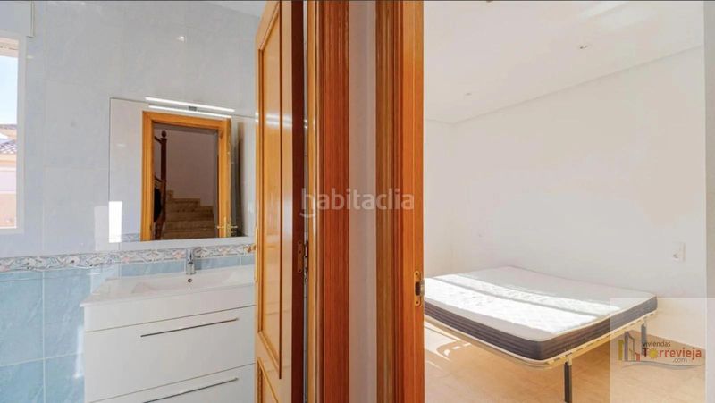 Foto d7dd36c9-f3a2-4818-a7eb-54dc3e1256a6. Casa amb calefacció piscina a Los Balcones y los Altos Orihuela