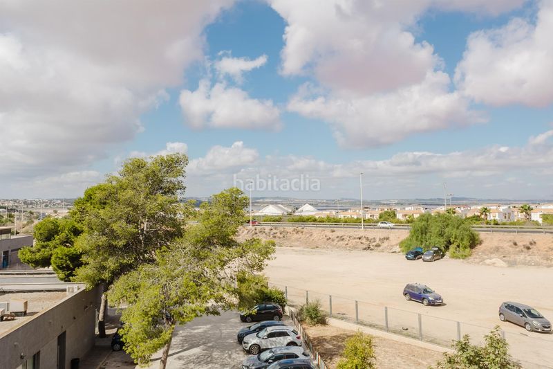 Foto b7de7e41-1876-4e24-ac5a-f6c94977f5c9. Apartament a Parque de las Naciones Torrevieja