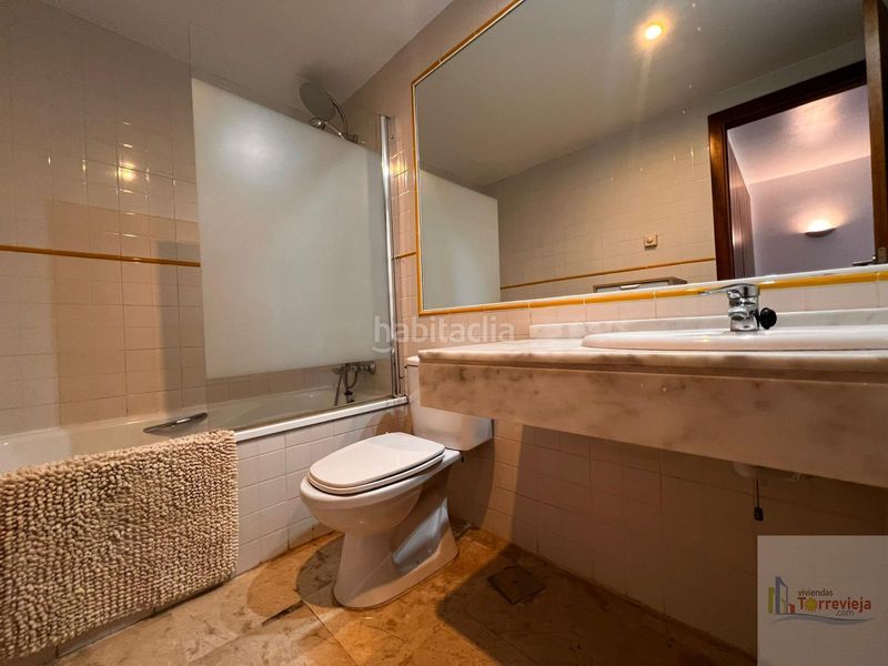 Foto 7cc678ad-9602-4010-a232-2b71348178aa. Apartament amb calefacció aparcament piscina a Punta Prima Torrevieja