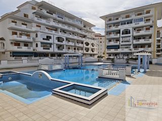 Apartament a Los Europeos. Torreviejaapartamento
