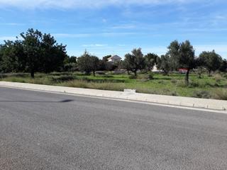 Terreny residencial a Urbanizaciones. Parcela urbana con todos los servicios