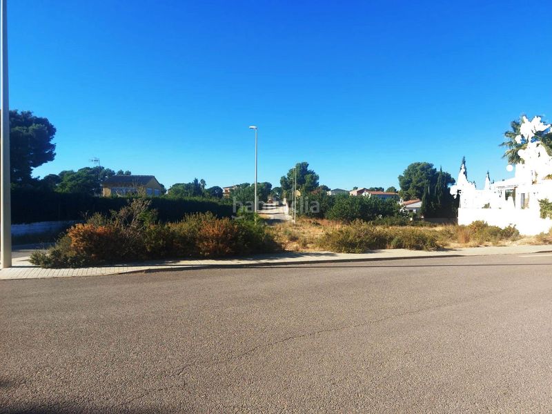 Foto 55957bb5-1aa1-4c39-9dd2-2f4ef91336df. Terreno residencial parcela edificable y con posibilidad de segregar en Llíria
