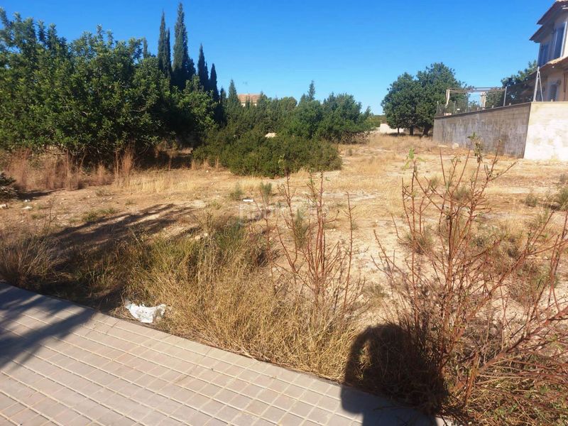 Foto ac6803ad-b409-4ba0-bcaf-a9f361dde8eb. Terreno residencial parcela edificable y con posibilidad de segregar en Llíria