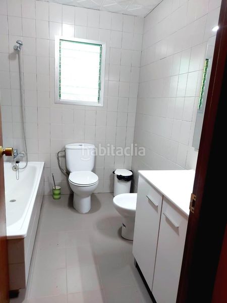 Foto 3e1cdb9e-b3b0-47d7-addc-6c383ddce068. Xalet amb calefacció aparcament piscina a Urbanizaciones Llíria