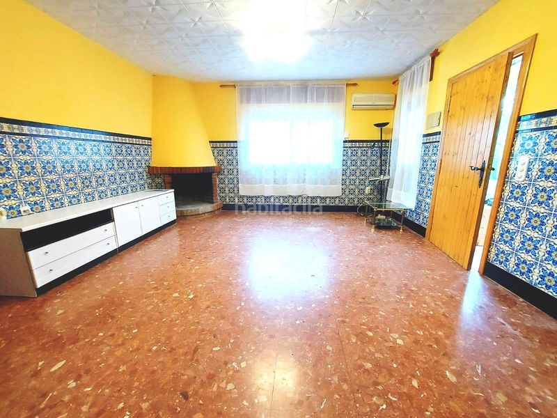 Foto b5327d8d-bc66-4b1c-994e-6932e47b5671. Xalet amb calefacció aparcament piscina a Urbanizaciones Llíria
