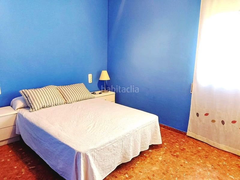 Foto b612781d-2050-411b-9928-8beccad67de3. Xalet amb calefacció aparcament piscina a Urbanizaciones Llíria