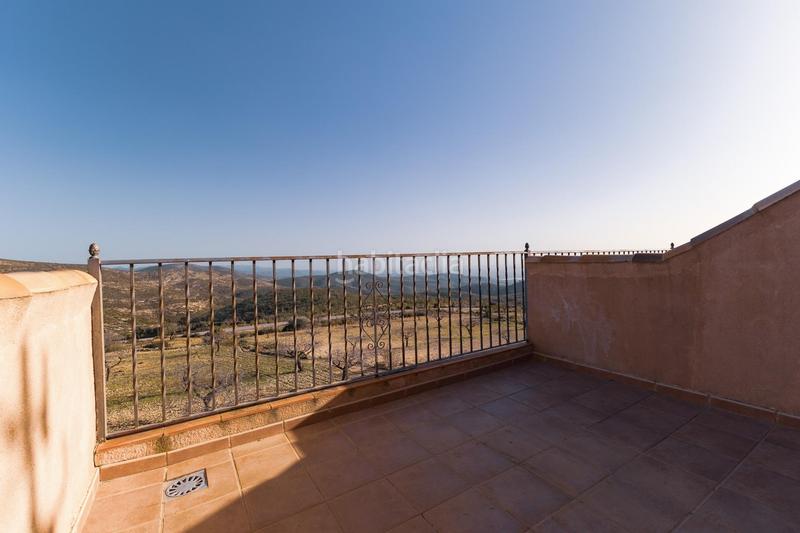 Foto 4519be11-7b5c-413b-a2fe-0bb6f8b4fa64. Chalet  en plena naturaleza, vistas panorámicas, con restaurante y alojamiento rural activo en Alcublas