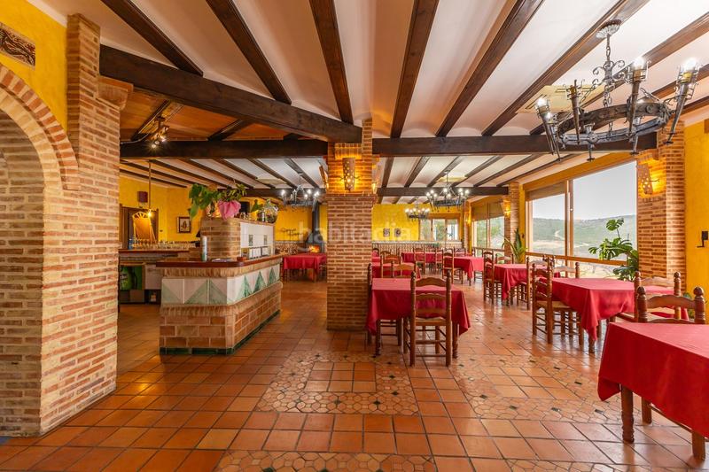 Foto a0c9795f-0268-43cb-80dc-535f78542c40. Chalet  en plena naturaleza, vistas panorámicas, con restaurante y alojamiento rural activo en Alcublas