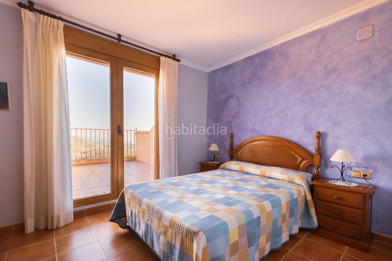 Foto ec4737e8-8698-4f7a-b791-f7047e3244d5. Xalet amb aparcament a Alcublas