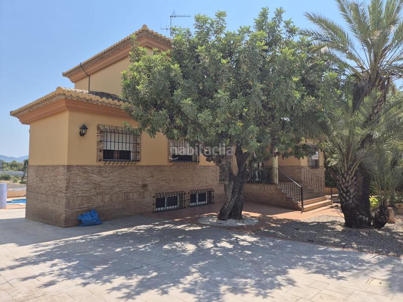 Foto 016b8dff-5939-42d0-867c-ddd16304b80b. Chalet amplia vivienda en zona consolidada con todos los servicios. en Pobla de Vallbona (la)