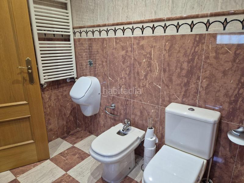 Foto 0c39e561-0eb8-496b-9e8c-ec5f8e246181. Chalet amplia vivienda en zona consolidada con todos los servicios. en Pobla de Vallbona (la)