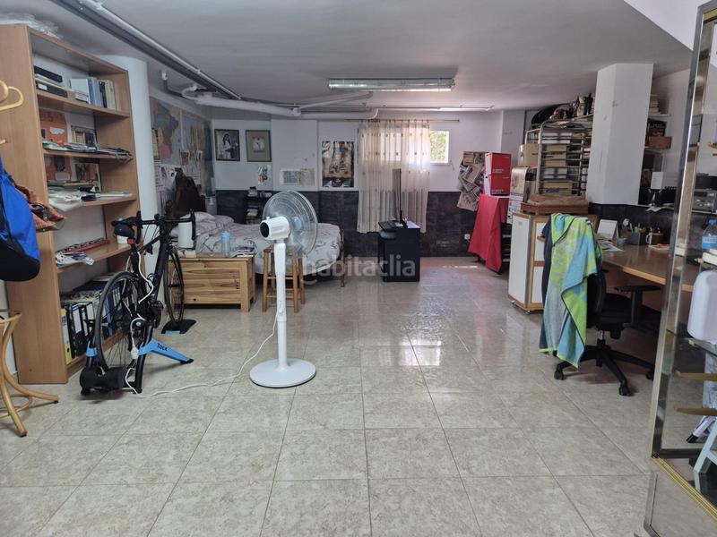 Foto 23672da4-91db-4768-b23f-071a692fe3c7. Chalet amplia vivienda en zona consolidada con todos los servicios. en Pobla de Vallbona (la)