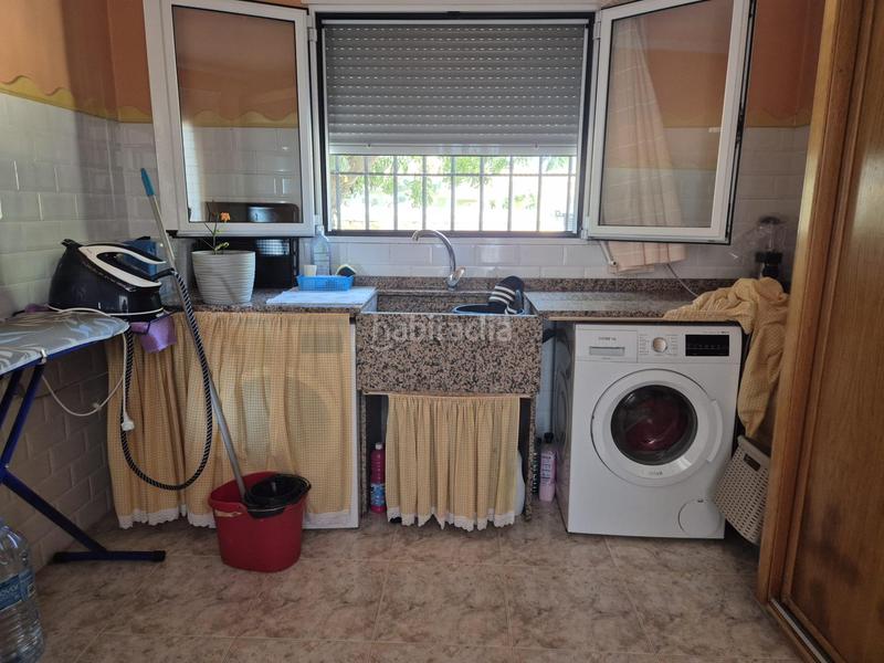 Foto 39e13e73-9623-4644-8b6f-73e3ea285742. Chalet amplia vivienda en zona consolidada con todos los servicios. en Pobla de Vallbona (la)