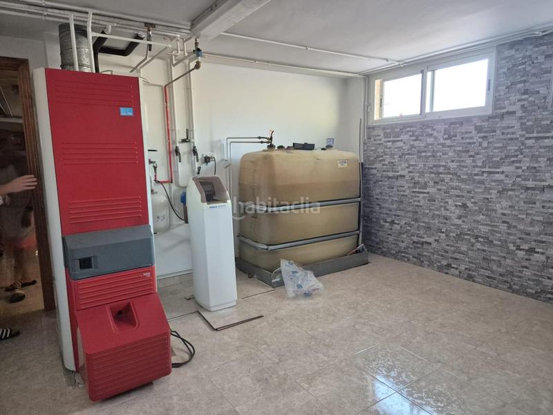 Foto 574a91c7-6743-4547-9739-35bcc4305be0. Chalet amplia vivienda en zona consolidada con todos los servicios. en Pobla de Vallbona (la)