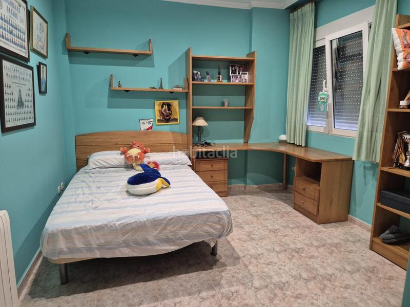 Foto edd8806e-2a50-4524-8452-562a605a3816. Chalet amplia vivienda en zona consolidada con todos los servicios. en Pobla de Vallbona (la)