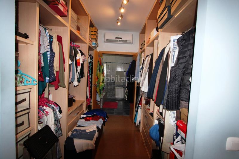 Foto 2505ca83-cb30-4f4d-89e4-957dab36b795. Chalet  totalmente con alcantarillado, asfaltado y alumbrado público. en Llíria