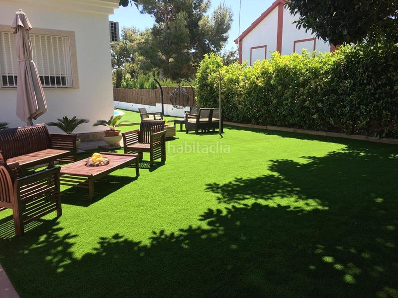 Foto 30a43432-15da-4651-9580-26b8d6b10559. Chalet  totalmente con alcantarillado, asfaltado y alumbrado público. en Llíria