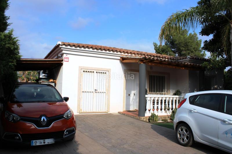 Foto 58c28987-933d-4b7f-8863-74c7048caa5c. Chalet  totalmente con alcantarillado, asfaltado y alumbrado público. en Llíria