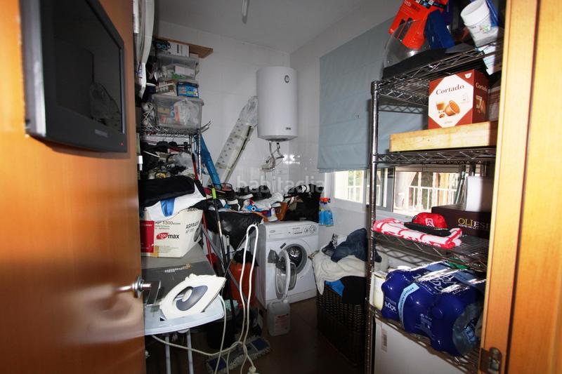Foto 5c47440e-0249-4c37-836f-785fb926cb0f. Chalet  totalmente con alcantarillado, asfaltado y alumbrado público. en Llíria