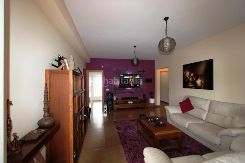 Foto f013137a-d440-4427-afcc-e5ae5ebdb00c. Chalet  totalmente con alcantarillado, asfaltado y alumbrado público. en Llíria