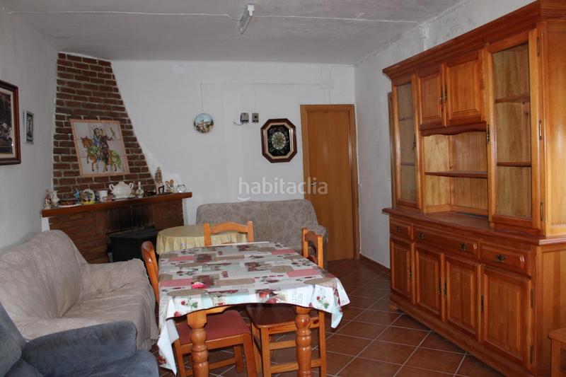 Foto 05456a61-3284-4b2d-a288-034dedafa363. Chalet  con amplia parcela en suelo rústico en Casinos