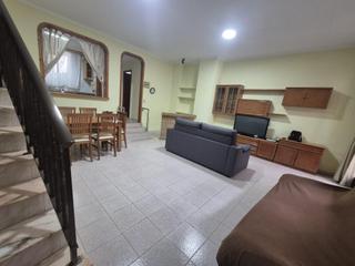 Casa a Pedralba. Casa en venta en el centro de pedralba