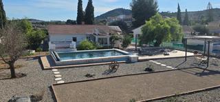 Xalet en Santa Brbara. Chalet en venta lliria.