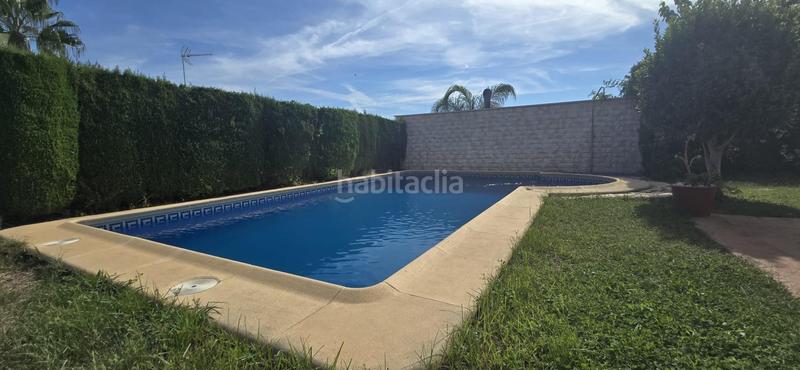 Foto 26801bdd-4d88-4756-8060-418b90f4ef87. Xalet amb calefacció aparcament a Urbanizaciones Llíria