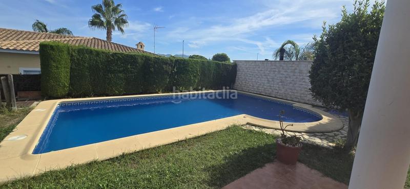 Foto 32fd07ad-5353-48a7-b6e4-389a1cbd292d. Xalet amb calefacció aparcament a Urbanizaciones Llíria