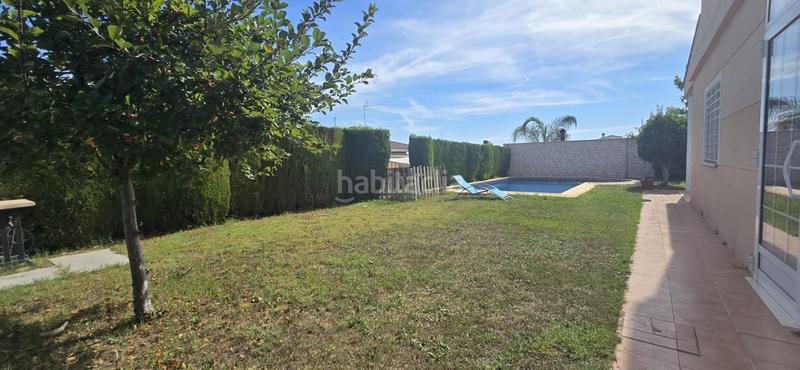 Foto b9eb250c-1a53-460a-9b25-532ad9093d6e. Xalet amb calefacció aparcament a Urbanizaciones Llíria