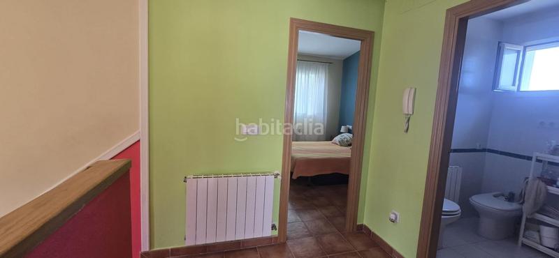 Foto d9b9a442-6b3d-4f68-9f08-6028c43e47e6. Xalet amb calefacció aparcament a Urbanizaciones Llíria