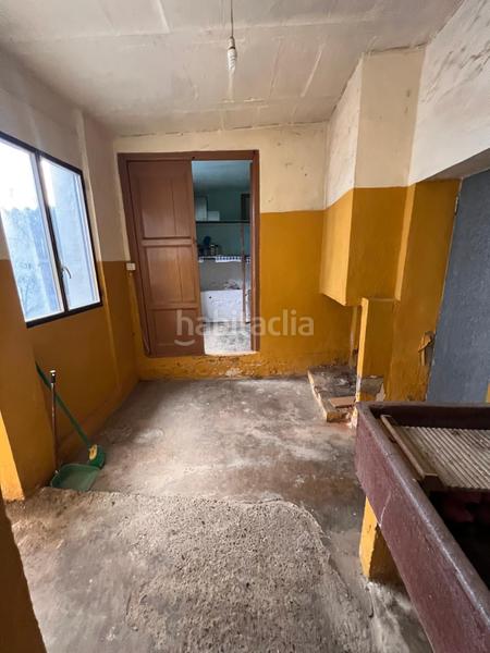 Foto 5667c89e-0eeb-4aab-9924-edf8ff63e99b. Casa  espaciosa para reformar en lliria en Santa Bárbara Llíria