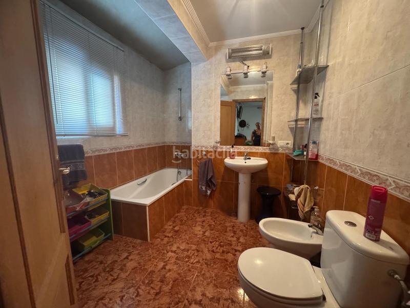 Foto 2cc17408-6750-4198-989d-09dee6971620. Xalet amb calefacció aparcament piscina a Vilamarxant