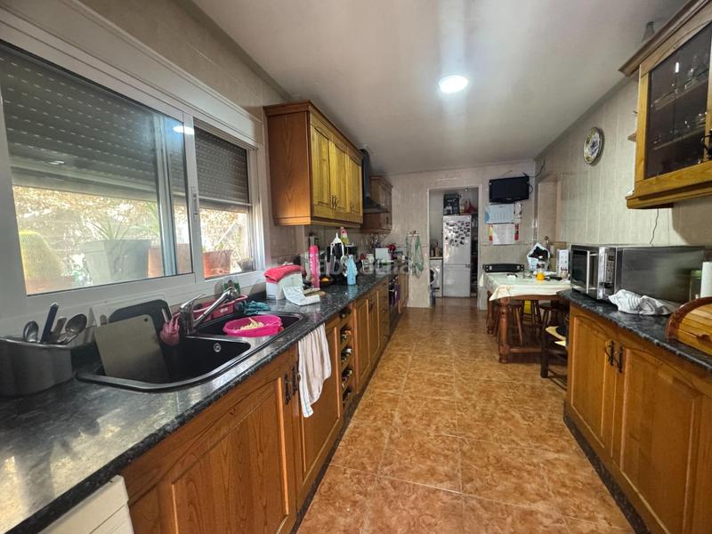 Foto 8f93596c-9f1c-46cc-a980-e982166c7afc. Xalet amb calefacció aparcament piscina a Vilamarxant