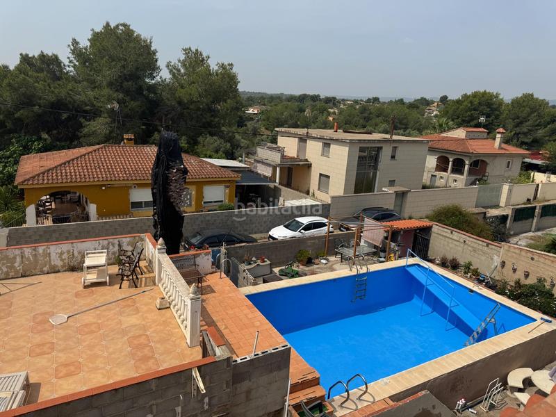 Foto f83d44e4-b494-43df-aed4-99aef8848636. Xalet amb calefacció aparcament piscina a Vilamarxant