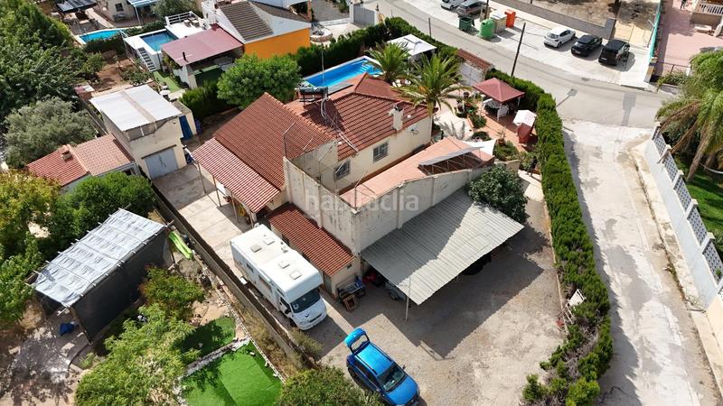 Foto 152466d4-040e-4c37-ad7f-6fec39ff7fc4. Xalet amb aparcament a Urbanizaciones Llíria