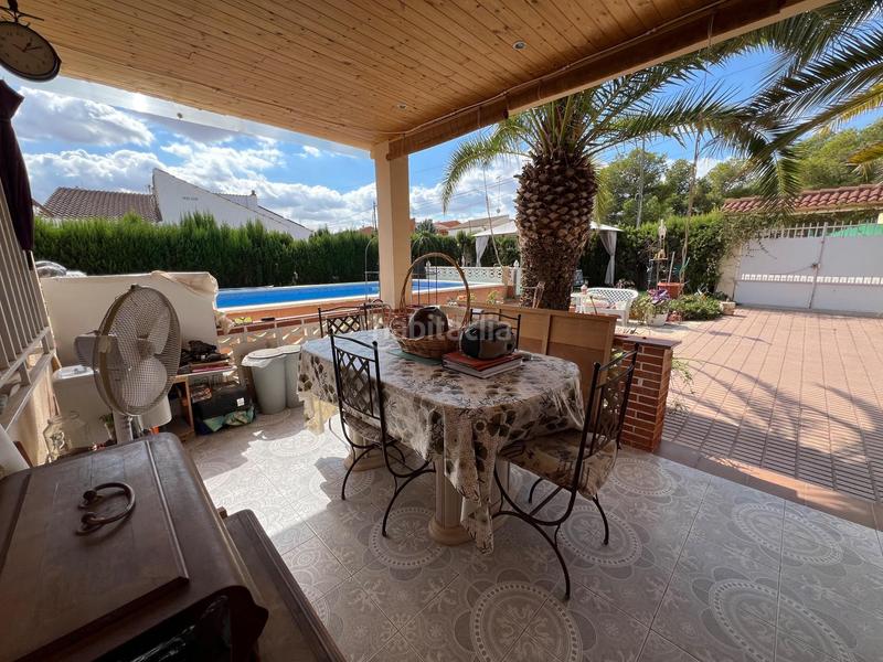 Foto 6f21d60d-4688-45c0-96ee-0cf52c588c22. Xalet amb aparcament a Urbanizaciones Llíria