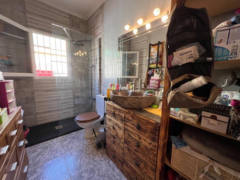 Foto 9656150f-895f-45b8-835f-1fc4a30989a5. Xalet amb aparcament a Urbanizaciones Llíria